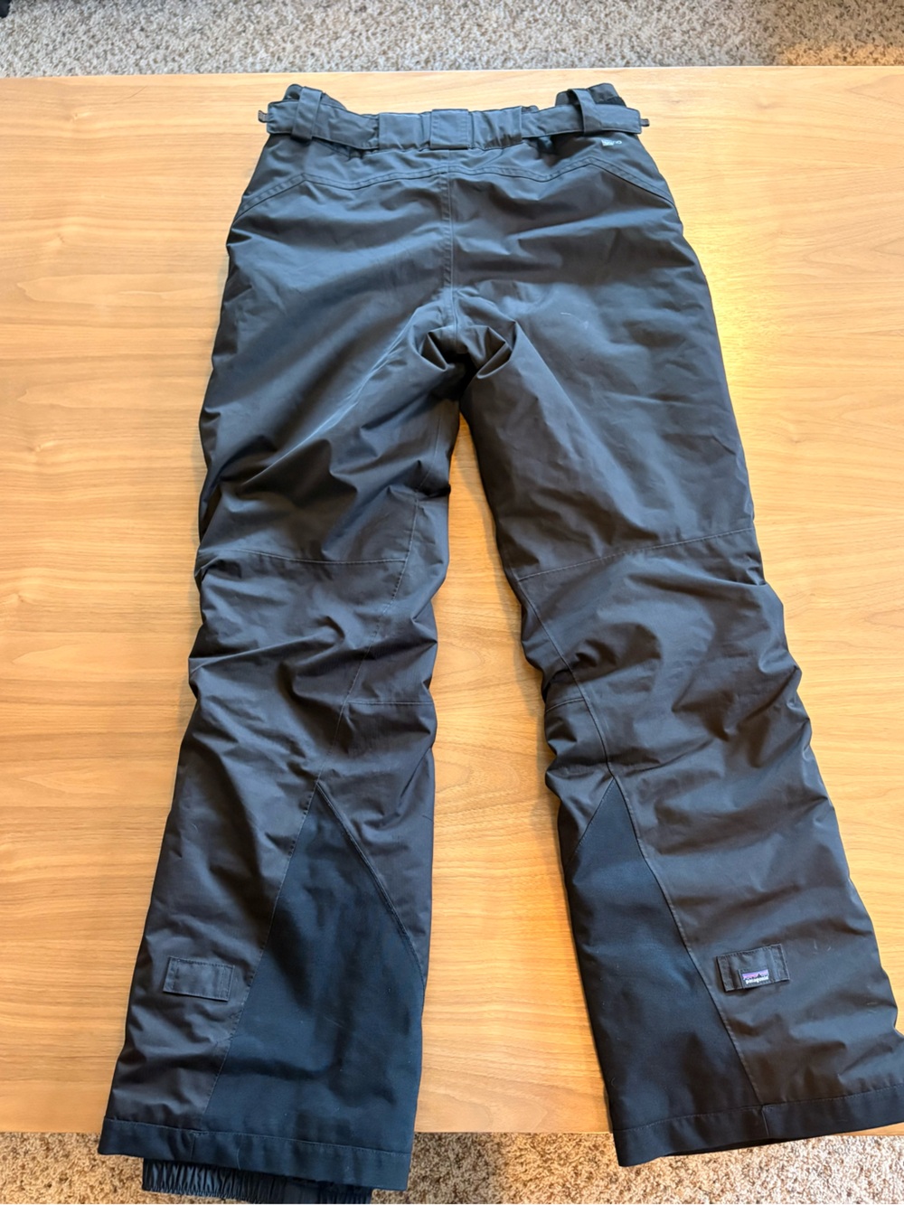 Patagonia Worn Wear Girl’s Black Ski Pants - Picture 4 of 6